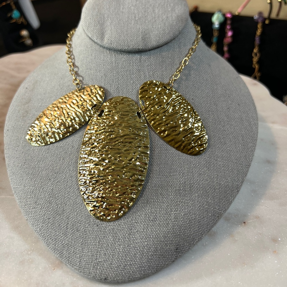 Gold tone statement necklace 22” including drop